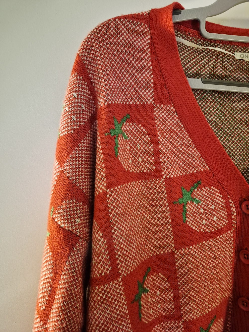 Only Petite Red Strawberry Pattern Cropped Cardigan Sweater - Picture 3 of 8